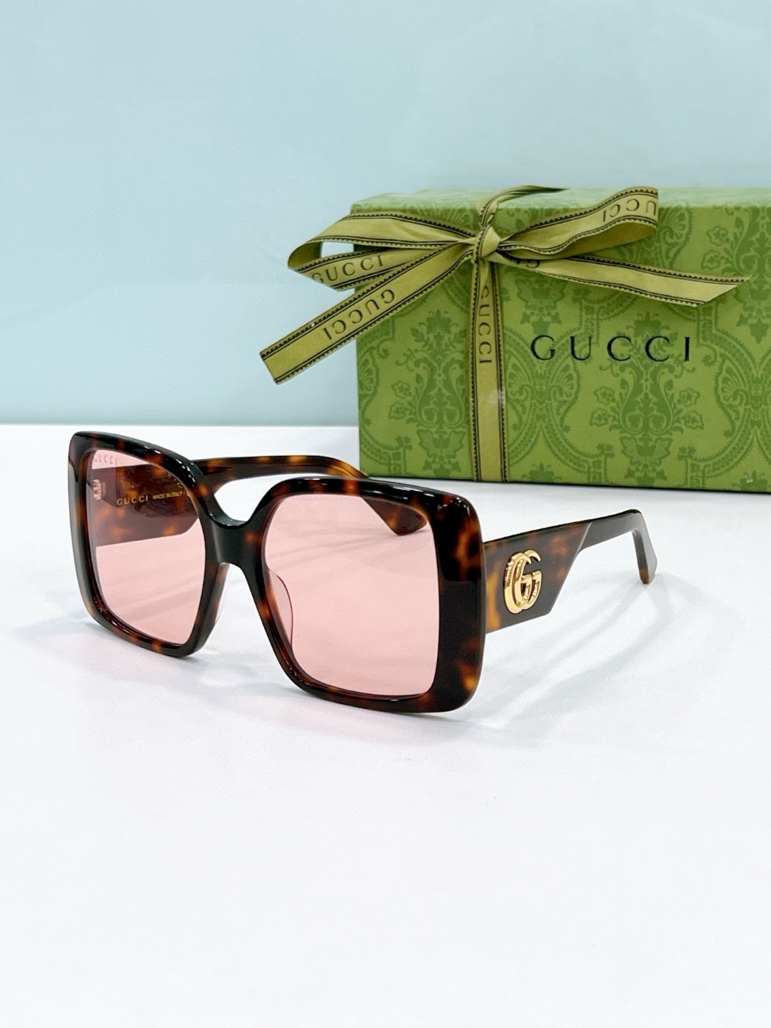 Gucci Sunglasses # 286152