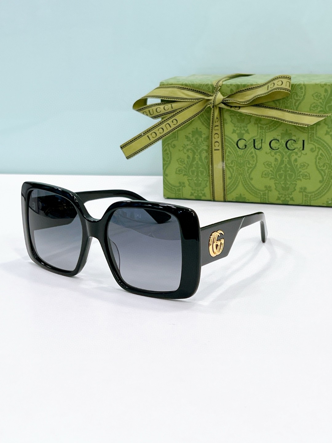 Gucci Sunglasses # 286153
