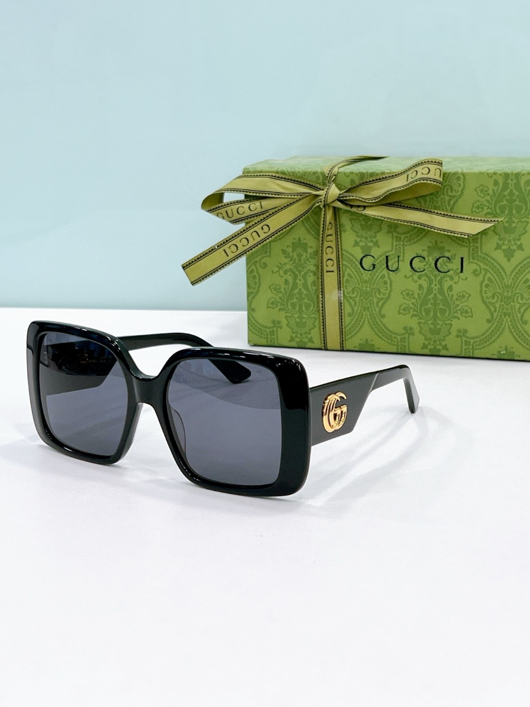 Gucci Sunglasses # 286158