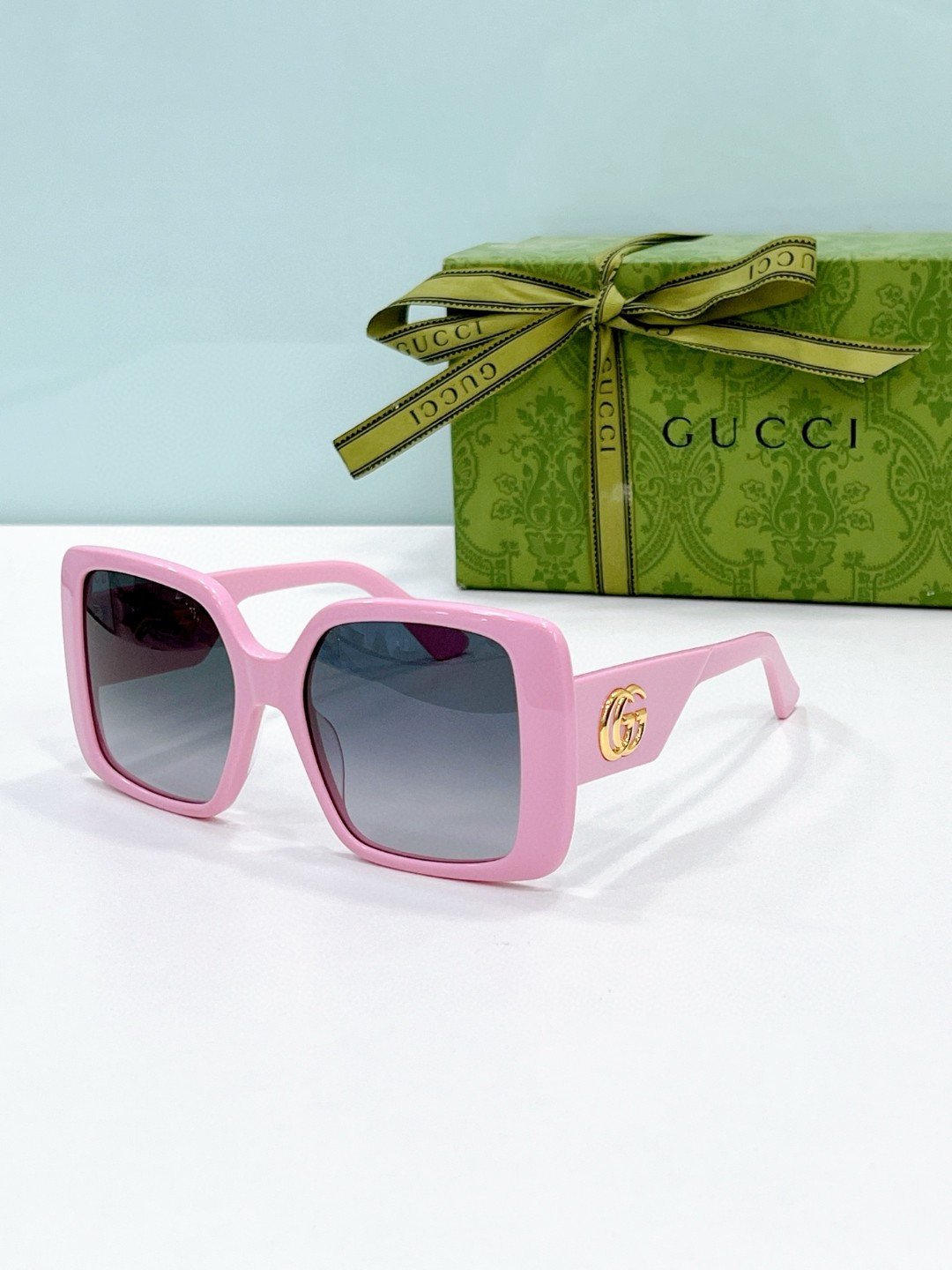 Gucci Sunglasses # 286159