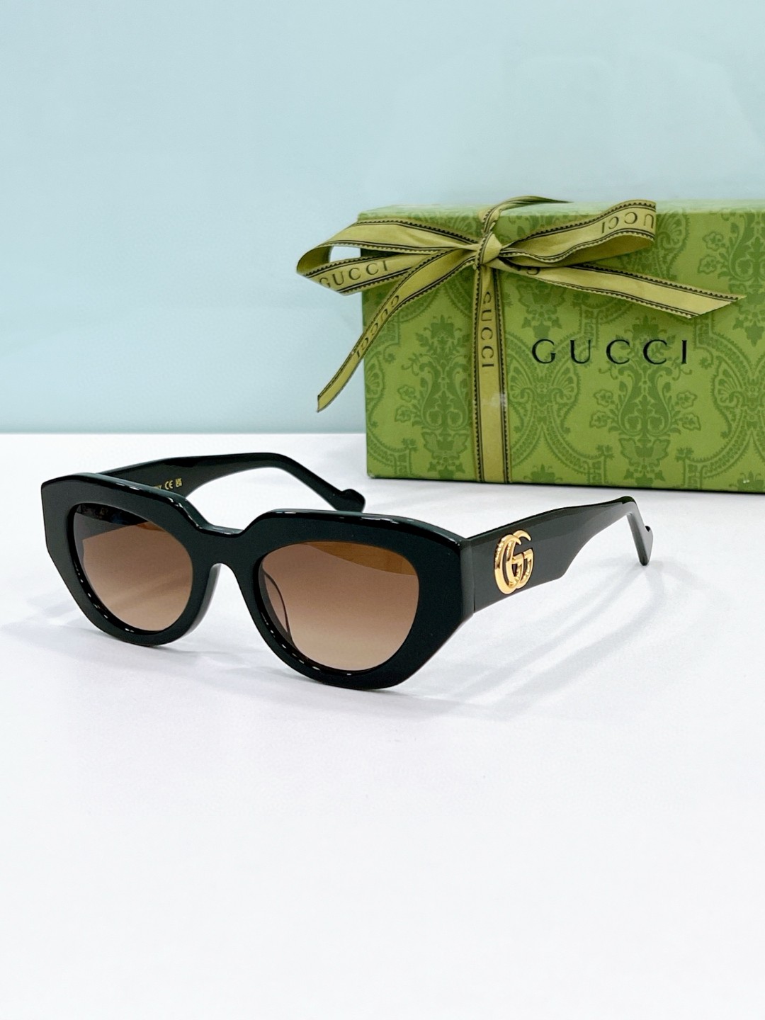 Gucci Sunglasses # 286162
