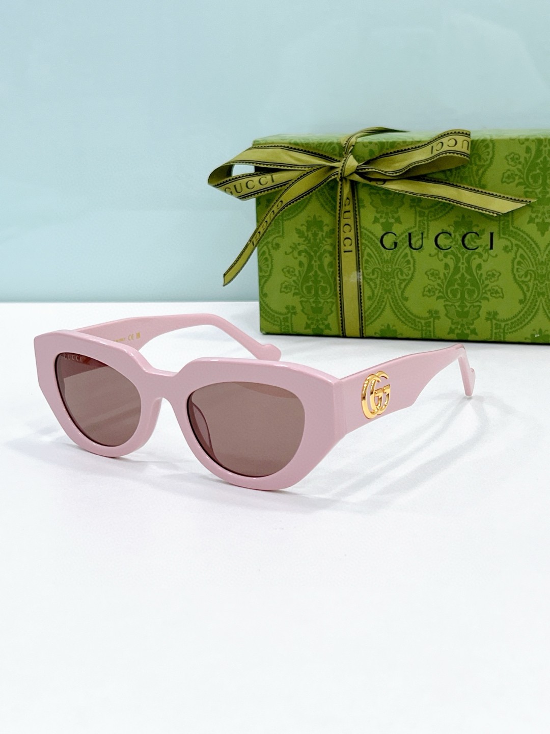Gucci Sunglasses # 286163