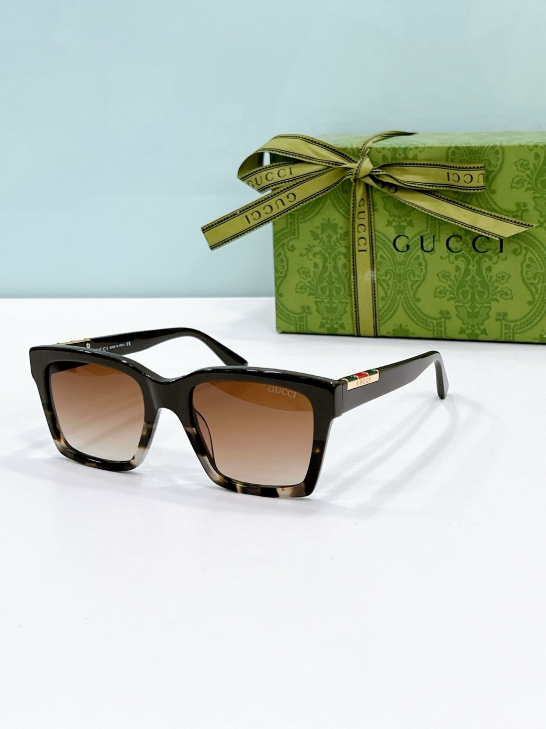 Gucci Sunglasses # 286174