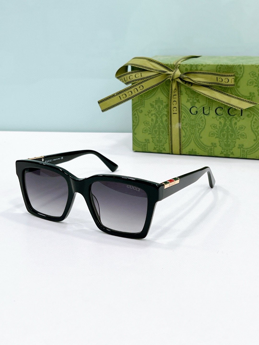 Gucci Sunglasses # 286178