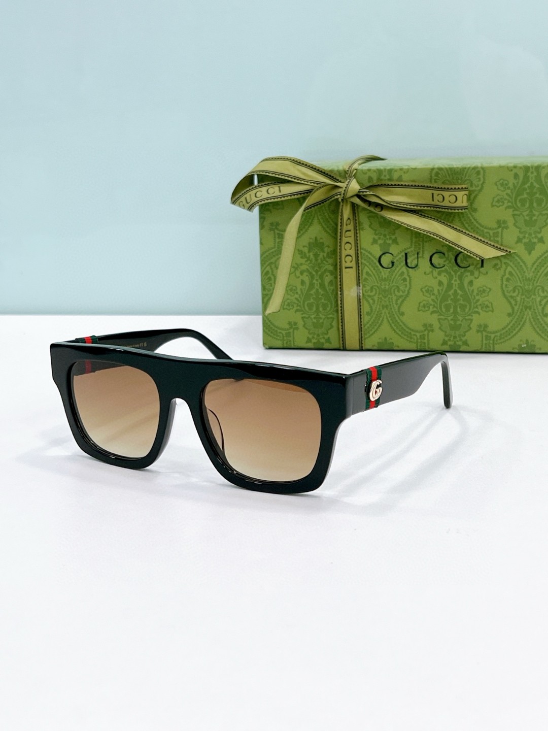 Gucci Sunglasses # 286179