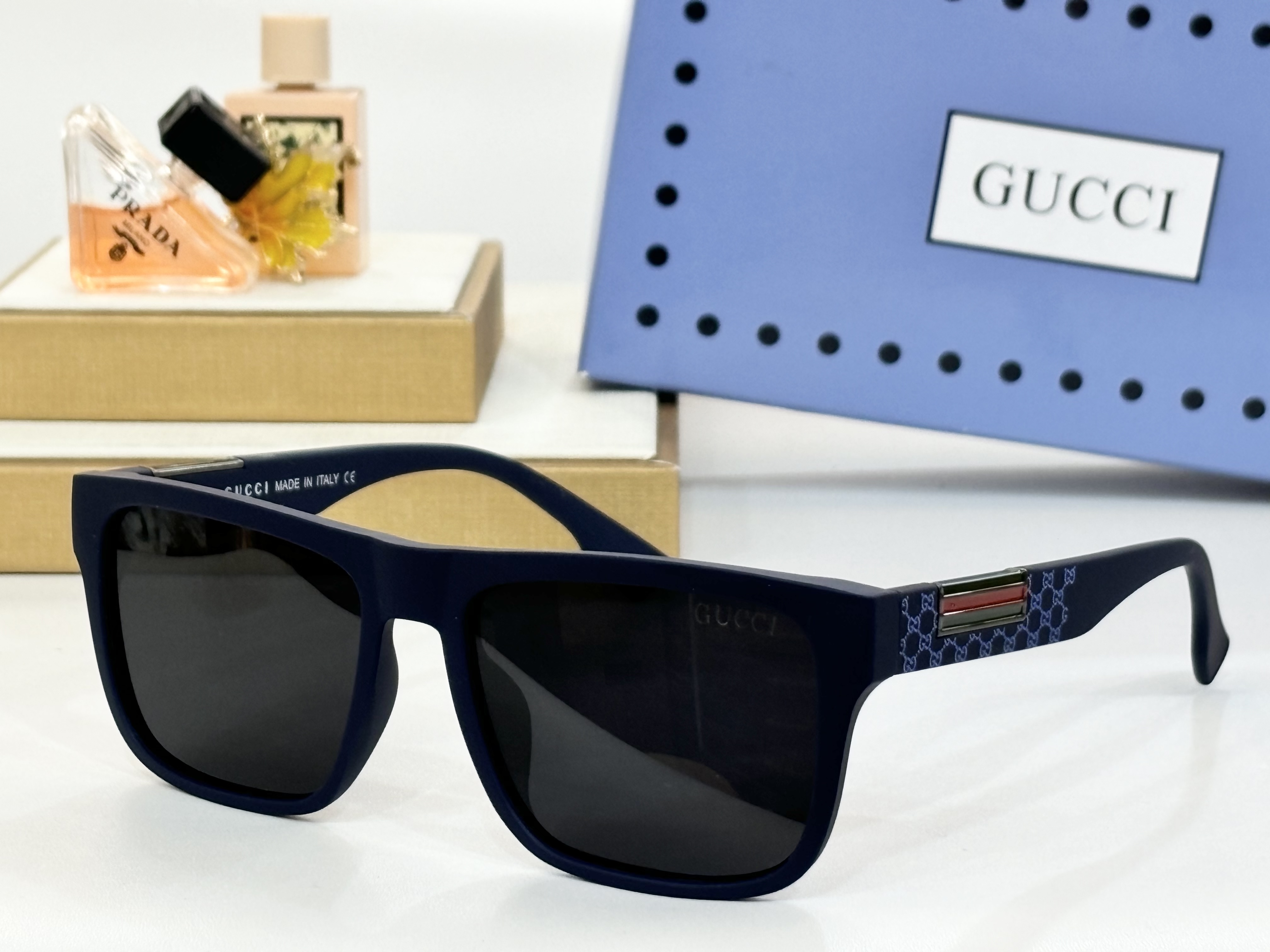 Gucci Sunglasses # 286305