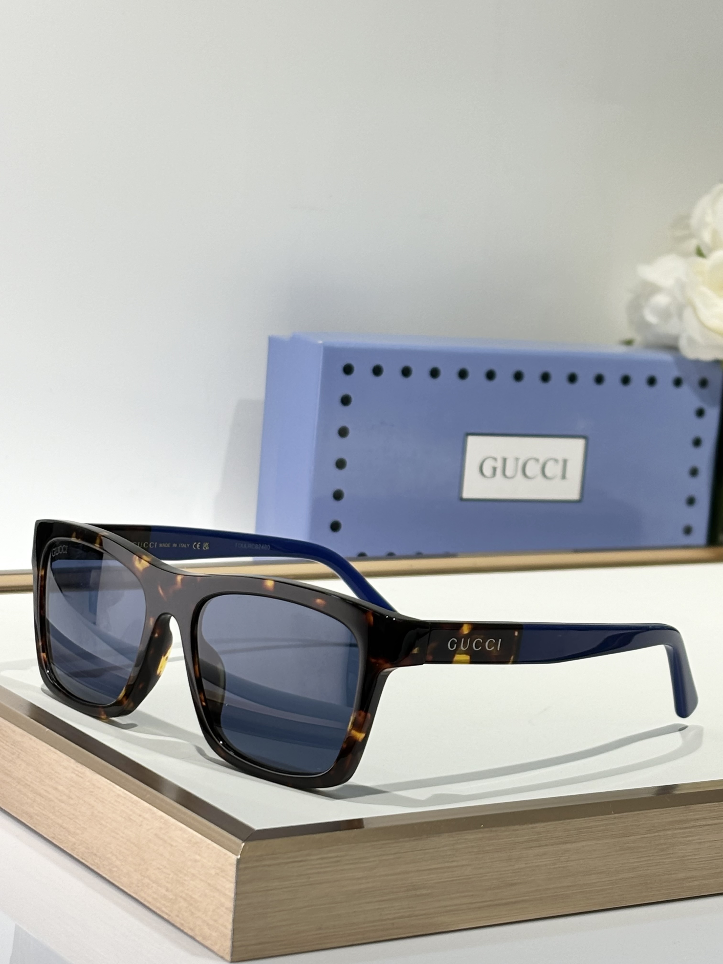 Gucci Sunglasses # 286311