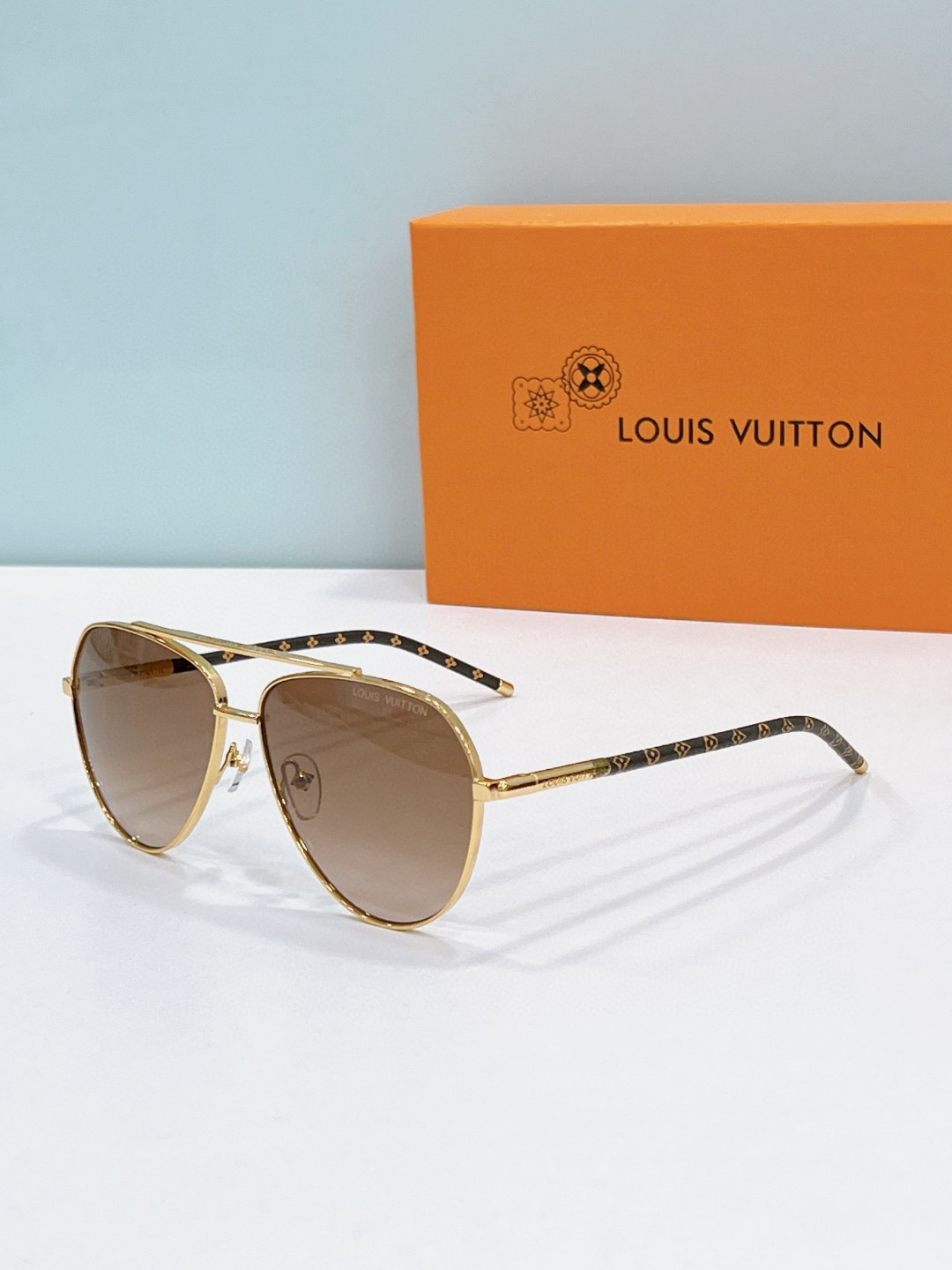 Louis Vuitton Sunglasses # 286351