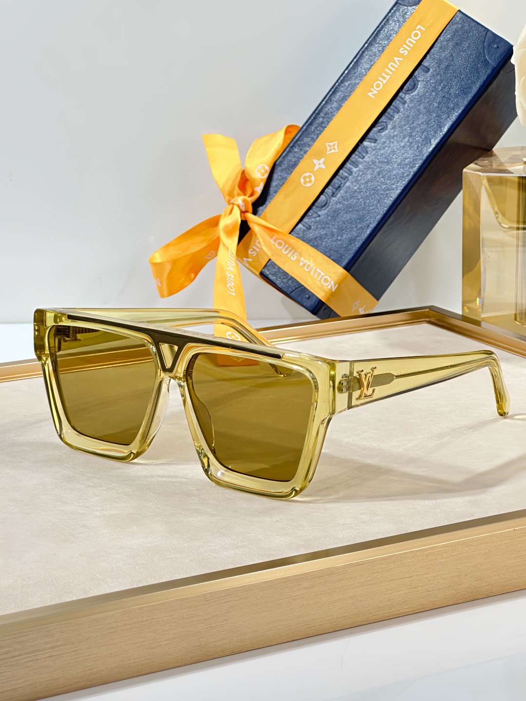 Louis Vuitton Sunglasses # 286462