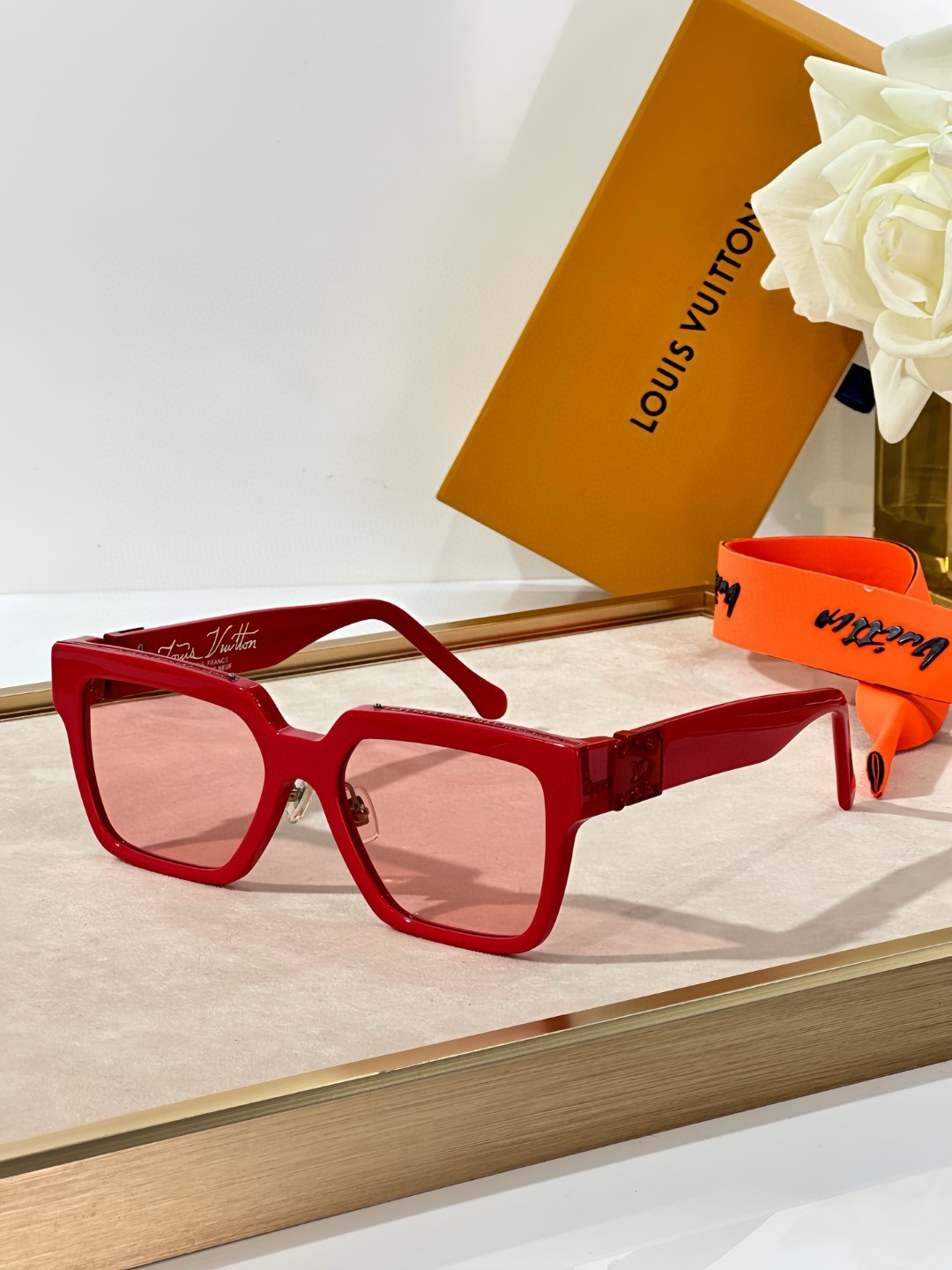 Louis Vuitton Sunglasses # 286494