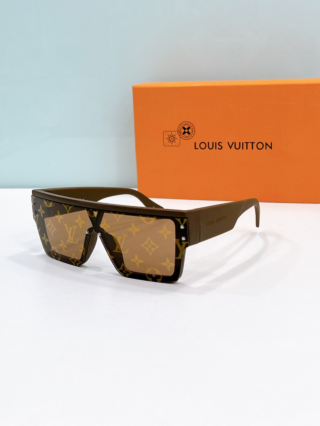 Louis Vuitton Sunglasses # 286566