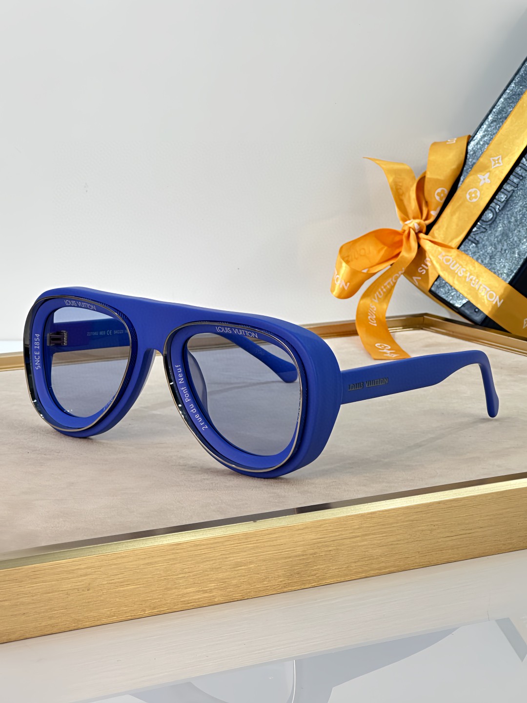 Louis Vuitton Sunglasses # 286607