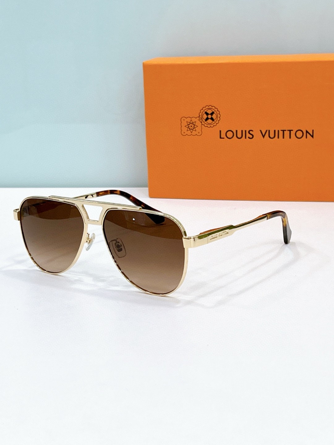 Louis Vuitton Sunglasses # 286757