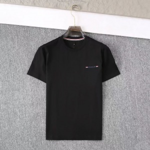 $27.00,Moncler Short Sleeve T Shirts For Men # 287976