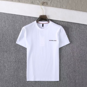 $27.00,Moncler Short Sleeve T Shirts For Men # 287977