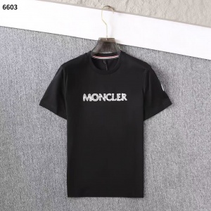 $27.00,Moncler Short Sleeve T Shirts For Men # 287979