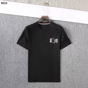 $27.00,Moncler Short Sleeve T Shirts For Men # 288003