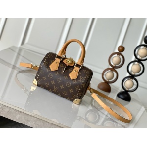 $179.00,Louis Vuitton Crossbody Bag For Women  # 288136