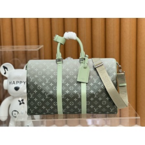 $179.00,Louis Vuitton Travelling Bag For Women  # 288146
