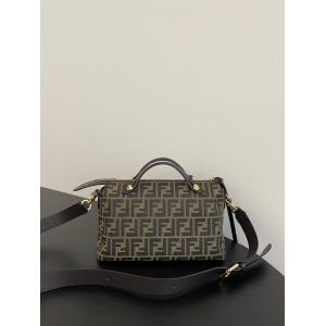 $169.00,Fendi Crossbody Bag For Women # 288215