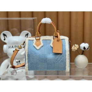 $179.00,Louis Vuitton Handbag For Women # 288249