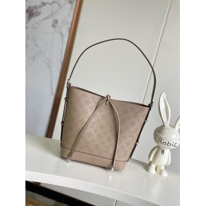 $165.00,Louis Vuitton Handbag For Women # 288259