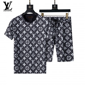 $49.00,Louis Vuitton T Shirt&Short Set For Men # 288385