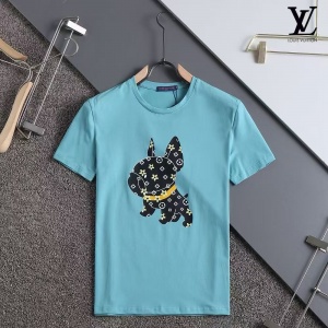 $27.00,Louis Vuitton Short Sleeve T Shirts For Men # 288631