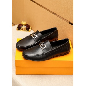 $95.00,Louis Vuitton Leather loafers For Men # 288638