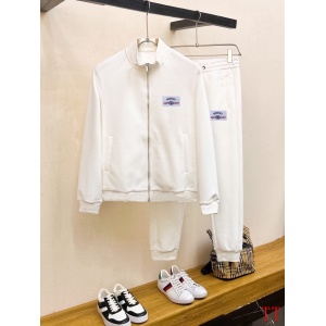 $85.00,Gucci Tracksuits For Men # 289287