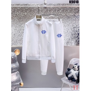 $85.00,Louis Vuitton Tracksuits For Men # 289306