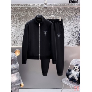$85.00,Versace Tracksuits For Men # 289326