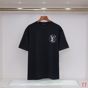 $28.00,Louis VuittonVuitton Short Sleeve T Shirts For Men # 289375