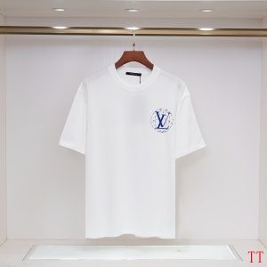 $28.00,Louis VuittonVuitton Short Sleeve T Shirts For Men # 289376