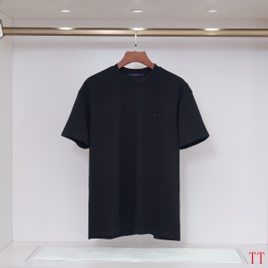 $27.00,Louis Vuitton Short Sleeve T Shirts For Men # 289381