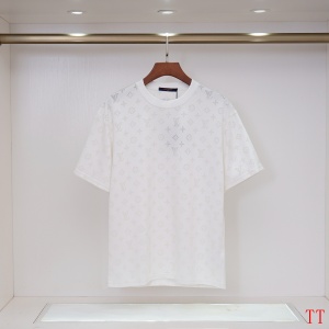 $27.00,Louis Vuitton Short Sleeve T Shirts For Men # 289385