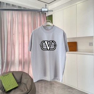 $30.00,Valentino Short Sleeve Shirts For Men # 289518
