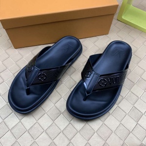 $62.00,Louis Vuitton Slippers For Men # 289611