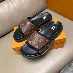 $59.00,Louis Vuitton Slippers For Men # 289625