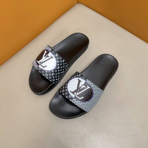 $59.00,Louis Vuitton Slippers For Men # 289652