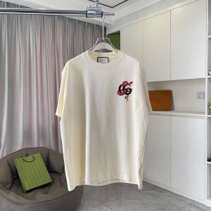 $34.00,Gucci Short Sleeve T Shirts # 289786