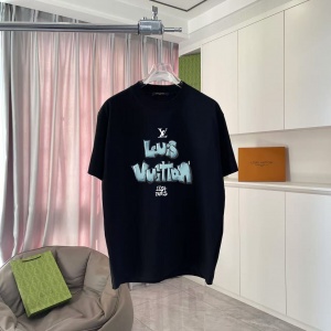 $34.00,Louis Vuitton Short Sleeve T Shirts # 289812