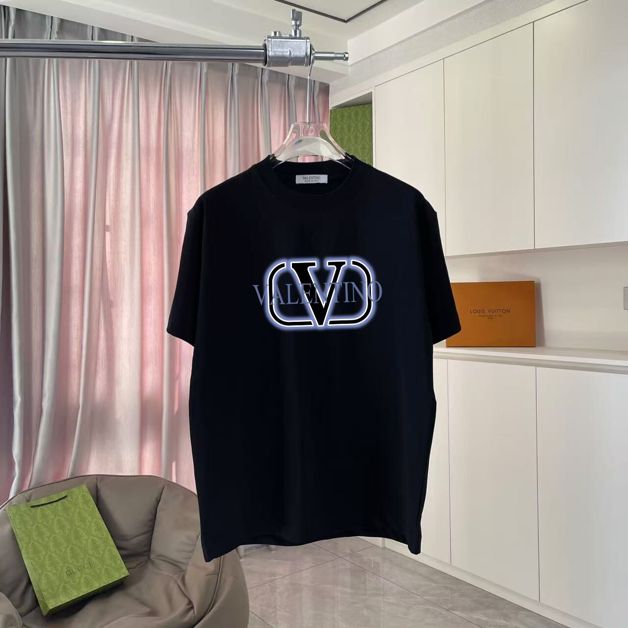 Valentino Short Sleeve Shirts For Men # 289520
