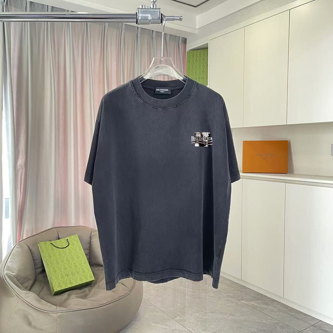 Balenciaga Short Sleeve T Shirts # 289750