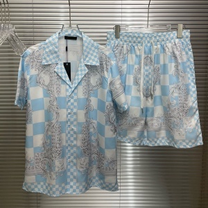 $65.00,Gucci Shirt&Short Set For Men # 290225