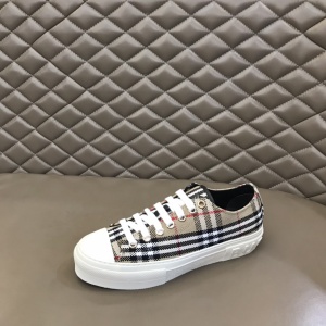 $79.00,Burberry Canvas Casual Shoe Unisex # 290288