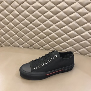 $79.00,Burberry Canvas Casual Shoe Unisex # 290289