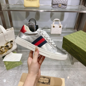 $79.00,Gucci Casual Sneakers Unisex # 290294