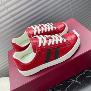 $92.00,Gucci Casual Sneakers Unisex # 290334