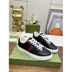 $92.00,Gucci Casual Sneakers Unisex # 290340